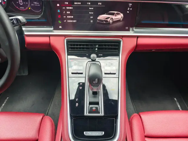 Porsche Panamera — Фото автомобиля 19