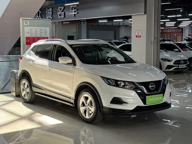 Nissan Qashqai — Фото автомобиля 3