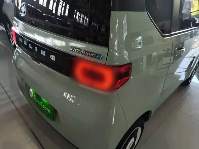 Wuling Hongguang Mini EV — Фото автомобиля 7