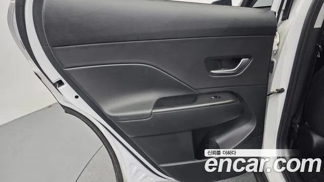 Hyundai Kona Kona (SX2) Бензин 1.6 турбо 2WD — Фото автомобиля 24