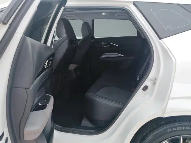 Changan Z6 — Фото автомобиля 11