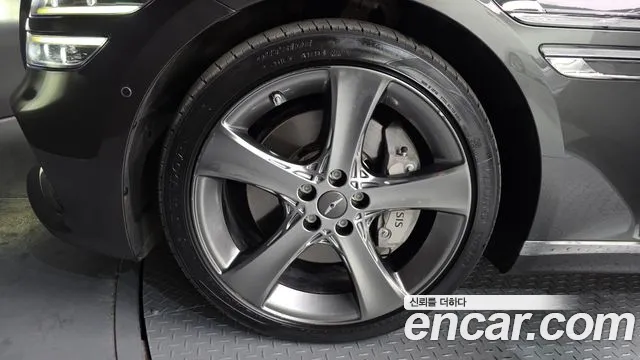 Genesis G80 Бензин 3.5 турбо AWD — Фото автомобиля 5