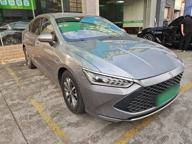 BYD Qin PLUS — Фото автомобиля 3
