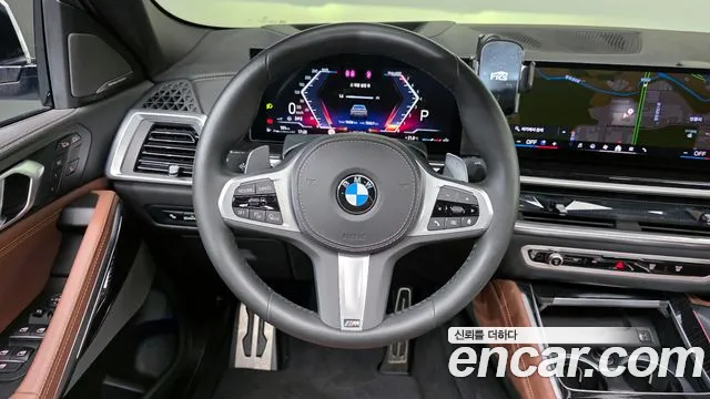BMW X6 xDrive40i M Sport — Фото автомобиля 11
