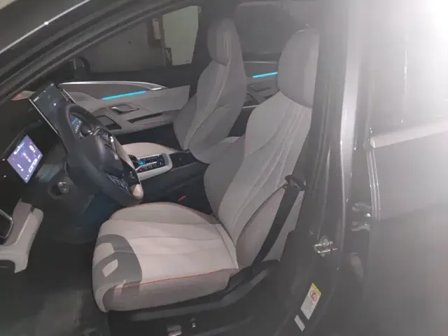 BYD Song Pro — Фото автомобиля 11