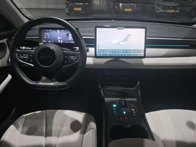 BYD Seal 05 DM-i — Фото автомобиля 6