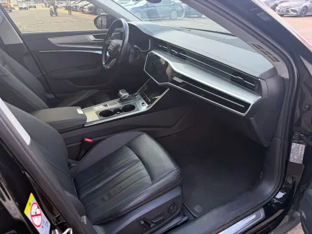 Audi A6 — Фото автомобиля 12