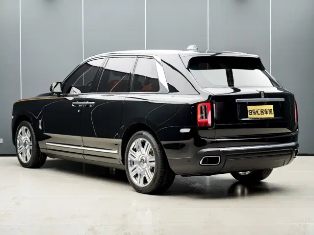 Rolls-Royce Cullinan — Фото автомобиля 5
