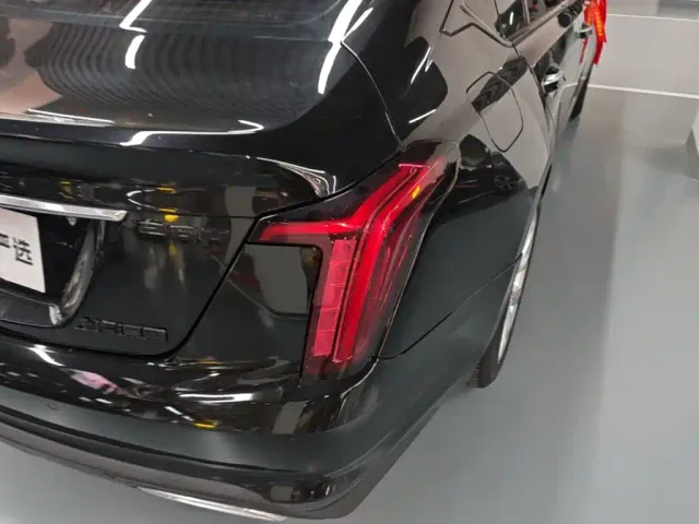 Cadillac CT5 — Фото автомобиля 7