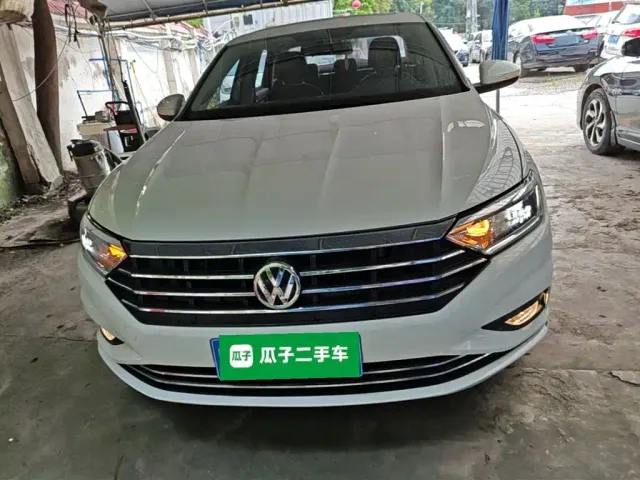 Volkswagen Sagitar — Фото автомобиля 2