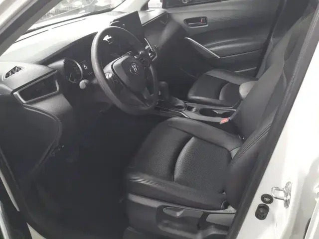 Toyota Corolla Cross — Фото автомобиля 9