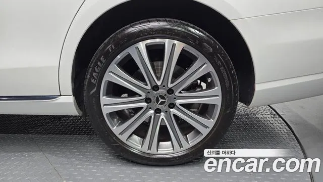 Mercedes-Benz E-Class W213 — Фото автомобиля 6
