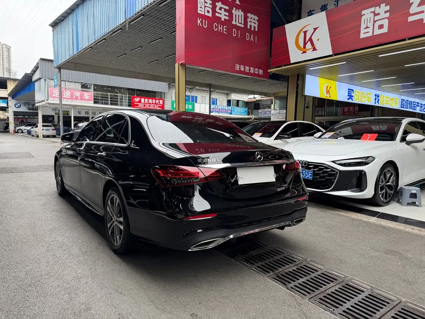 Mercedes-Benz Mercedes-Benz E-Class 2022 Facelift E 260 L Sport — Фото автомобиля 5