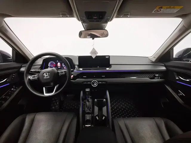 Honda Accord — Фото автомобиля 18