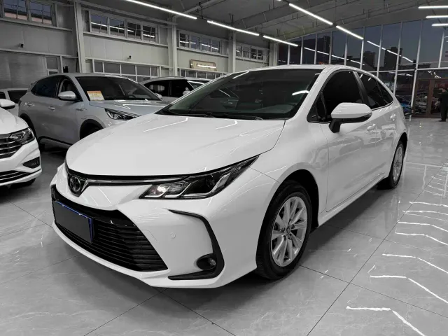 Фотография автомобиля — Toyota Corolla
