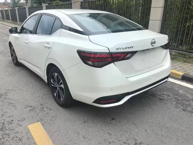 Nissan Sylphy — Фото автомобиля 8