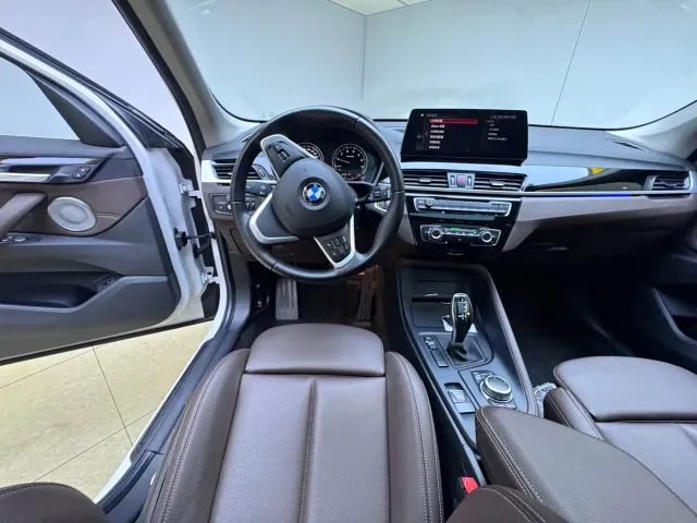 BMW X1 — Фото автомобиля 12