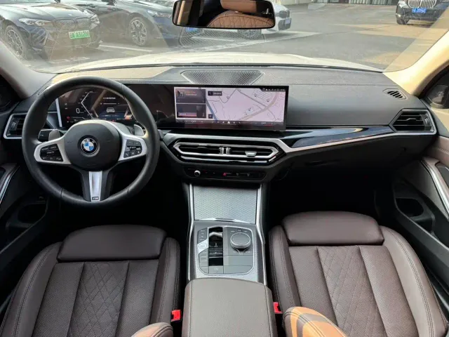 BMW 3 Series — Фото автомобиля 19