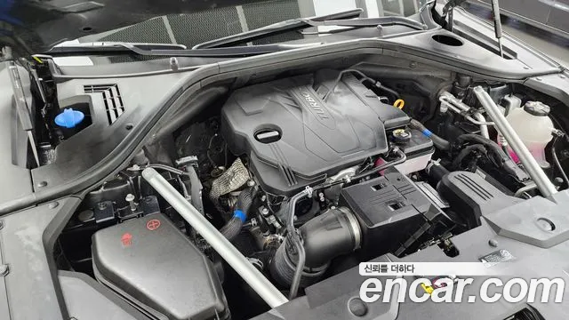 Genesis GV70 2.5T Бензин 2WD — Фото автомобиля 6