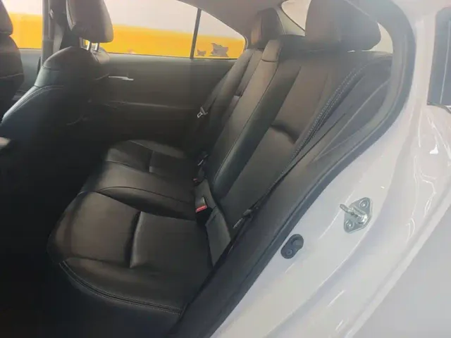 Toyota Corolla — Фото автомобиля 12