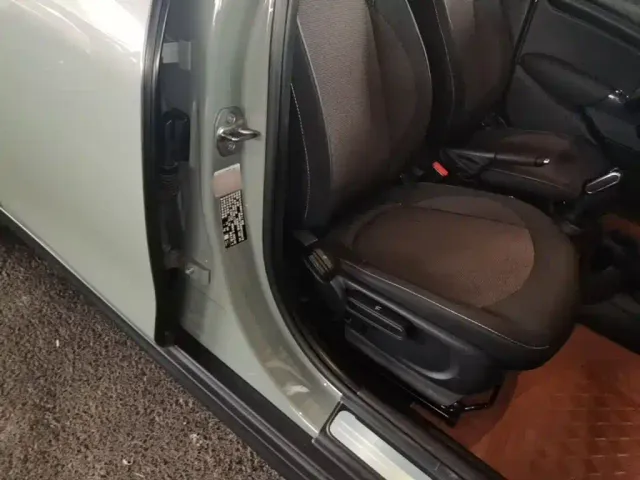 MINI Hatch — Фото автомобиля 24