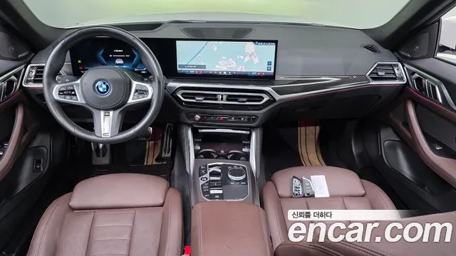 BMW i4 — Фото автомобиля 7