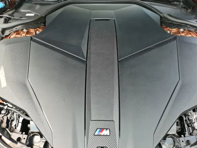 BMW i7 M70L — Фото автомобиля 28