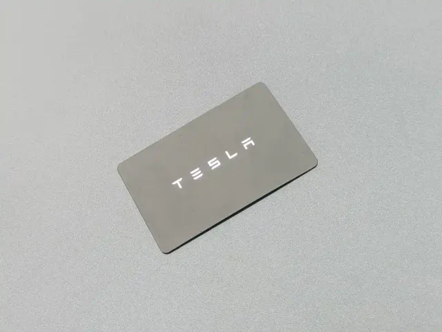 Tesla Model Y — Фото автомобиля 12