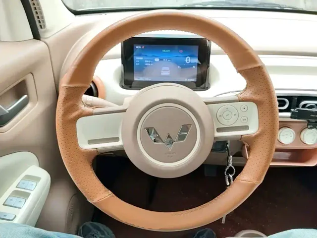 Wuling Hongguang Mini EV — Фото автомобиля 6