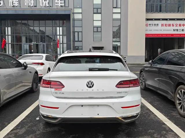 Volkswagen CC — Фото автомобиля 4