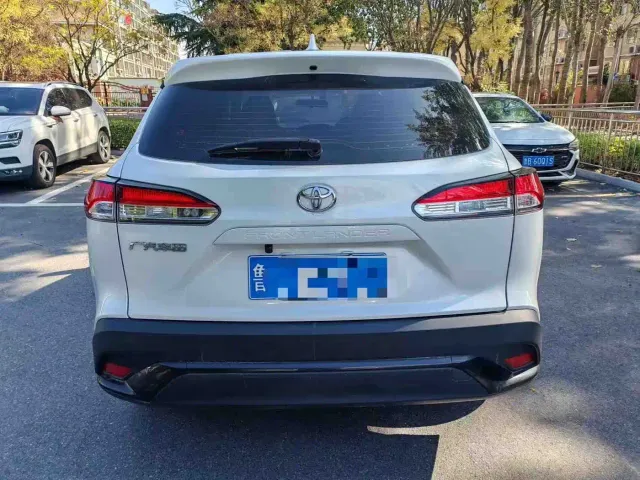 Toyota Frontlander — Фото автомобиля 8