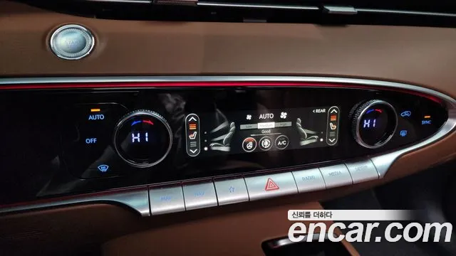 Genesis GV70 2.5T Бензин AWD — Фото автомобиля 16