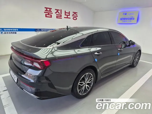 Kia K5 — Фото автомобиля 6