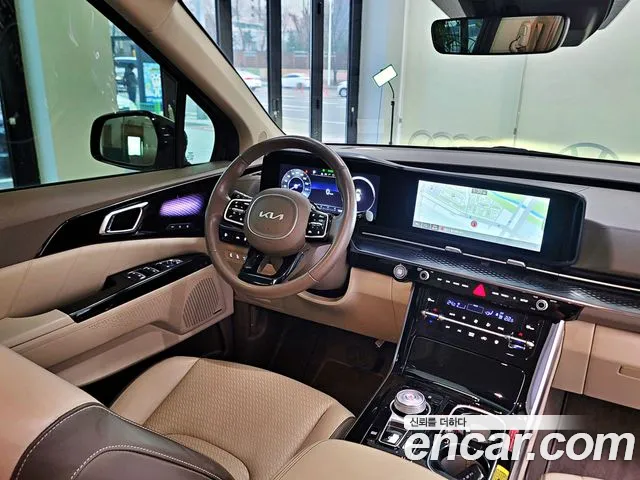 Kia Carnival Generation 4 — Фото автомобиля 8