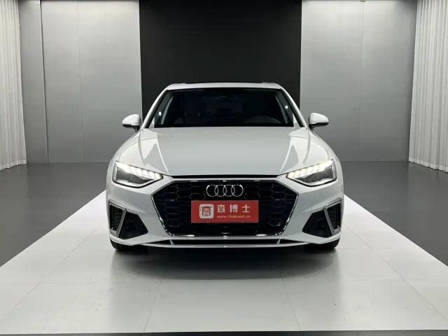 Audi A4L — Фото автомобиля 2