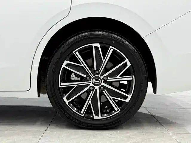 GAC Trumpchi Trumpchi E8 2024 Glory Series 2.0L Glory Edition — Фото автомобиля 12