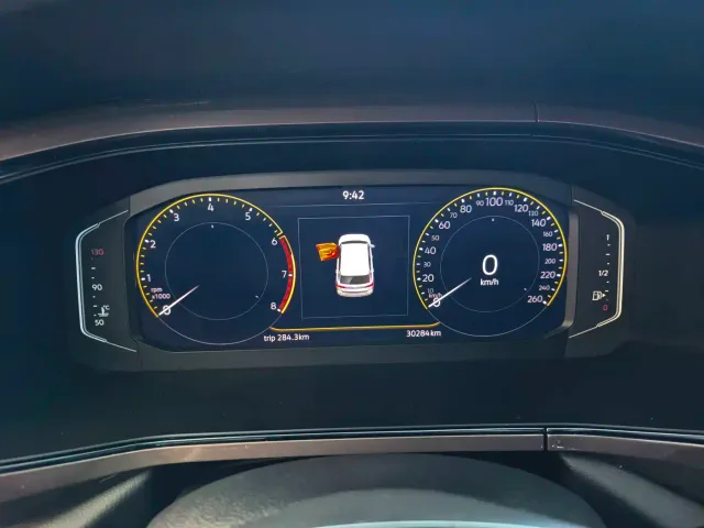 Volkswagen Tharu — Фото автомобиля 10