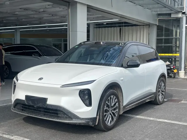 Nio ES6 — Фото автомобиля 3