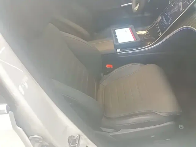 Mercedes-Benz C-Class — Фото автомобиля 24