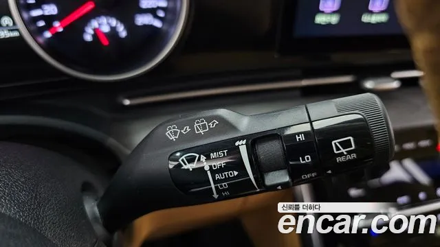 Kia Carnival — Фото автомобиля 18