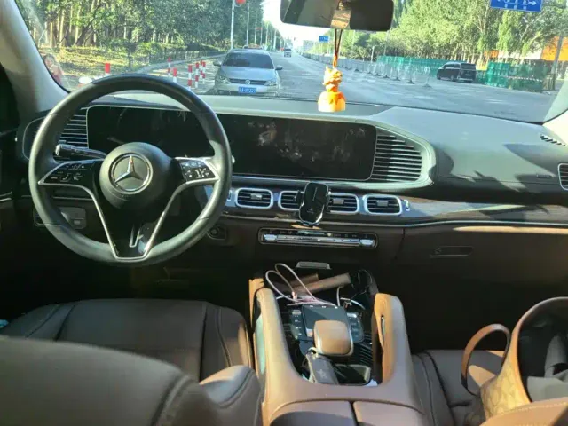 Mercedes-Benz GLE-Class — Фото автомобиля 12