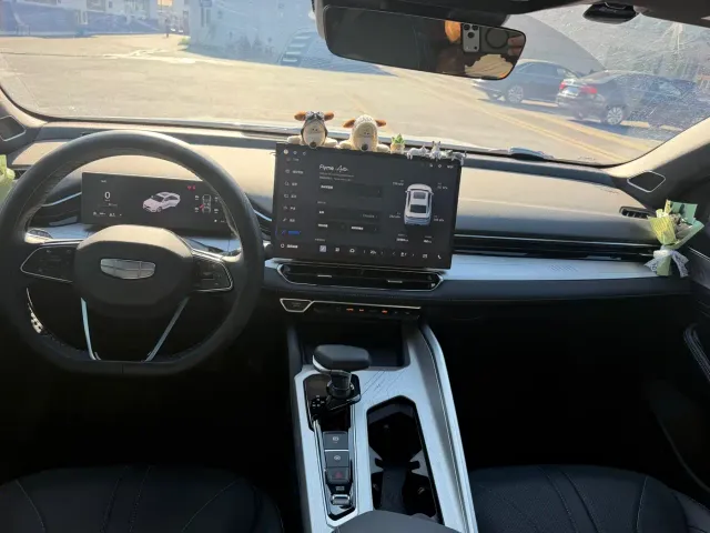 Geely Xingrui — Фото автомобиля 13