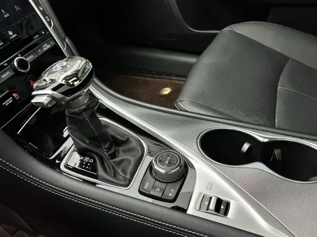 Infiniti Q50L — Фото автомобиля 20