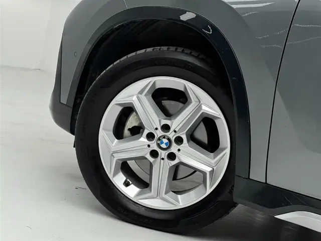 BMW X1 — Фото автомобиля 11