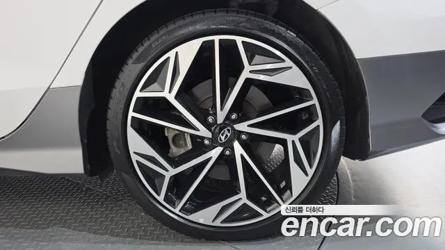 Hyundai Ioniq 6 — Фото автомобиля 6