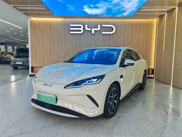 Фотография автомобиля — BYD Seal 06