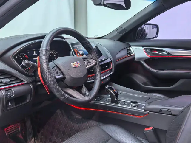 Cadillac CT5 — Фото автомобиля 9