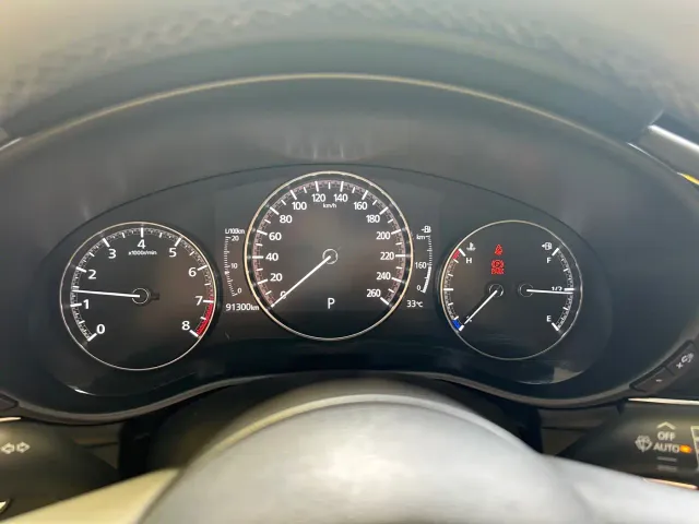 Mazda Axela — Фото автомобиля 8