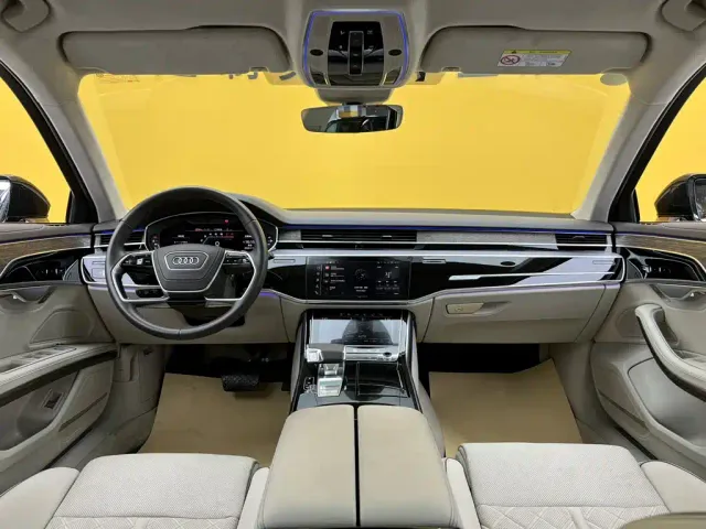 Audi A8 — Фото автомобиля 9