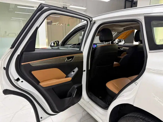 Haval Jolion — Фото автомобиля 13